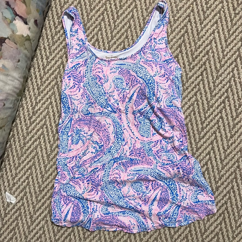Lilly Pulitzer top with built in bra